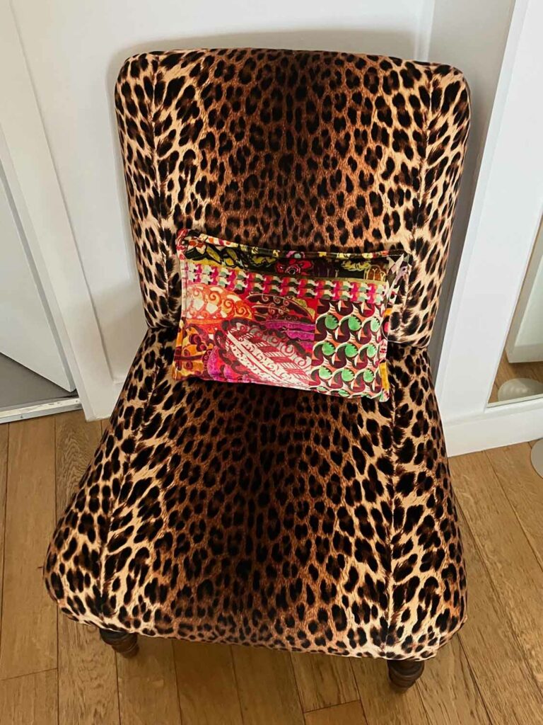 Fauteuil léopard, Pierre Frey